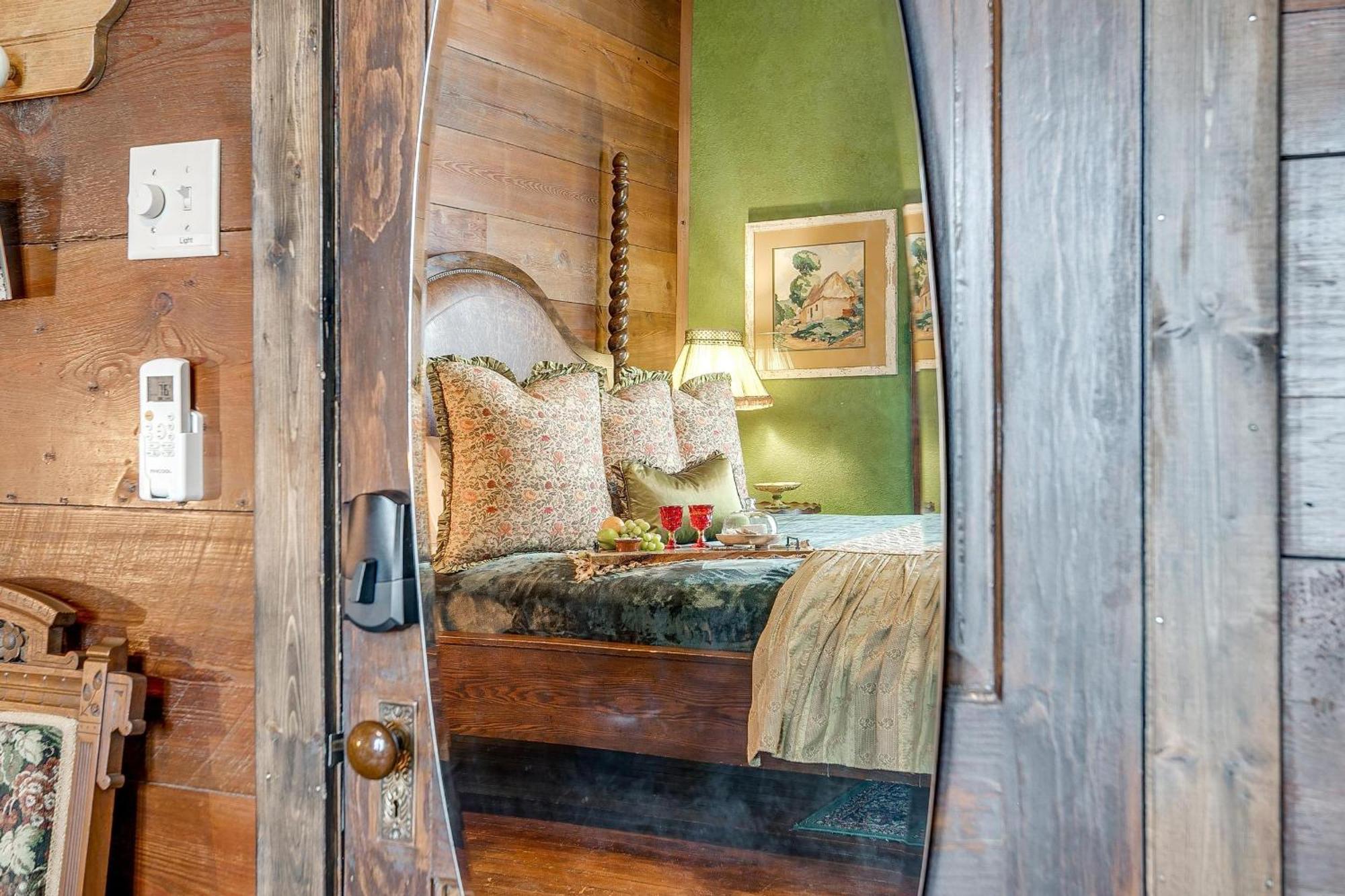 The Gallery House Boutique Hotel Stephenville Exterior foto