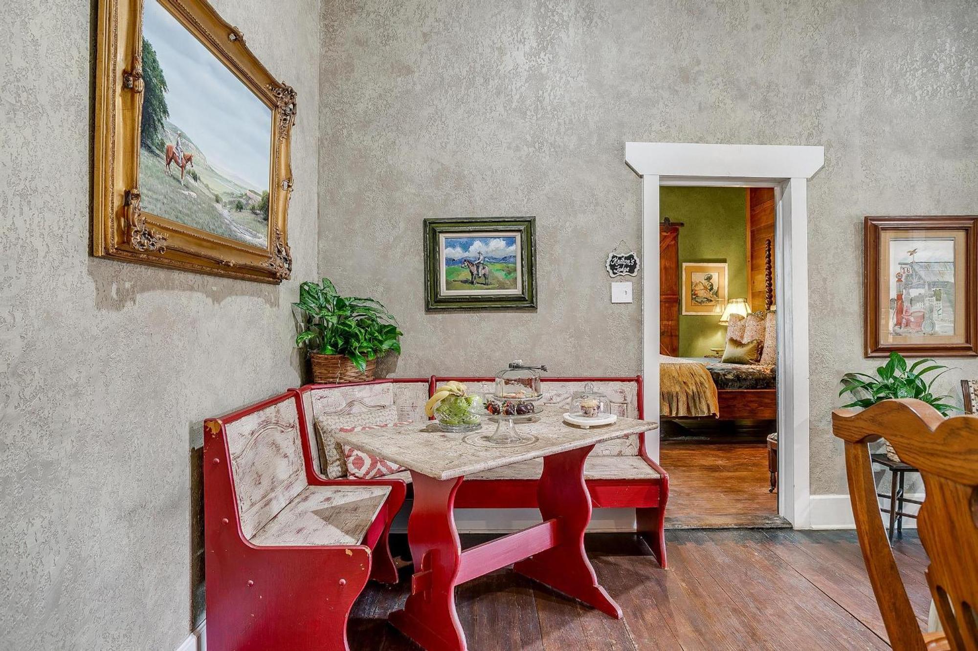 The Gallery House Boutique Hotel Stephenville Exterior foto